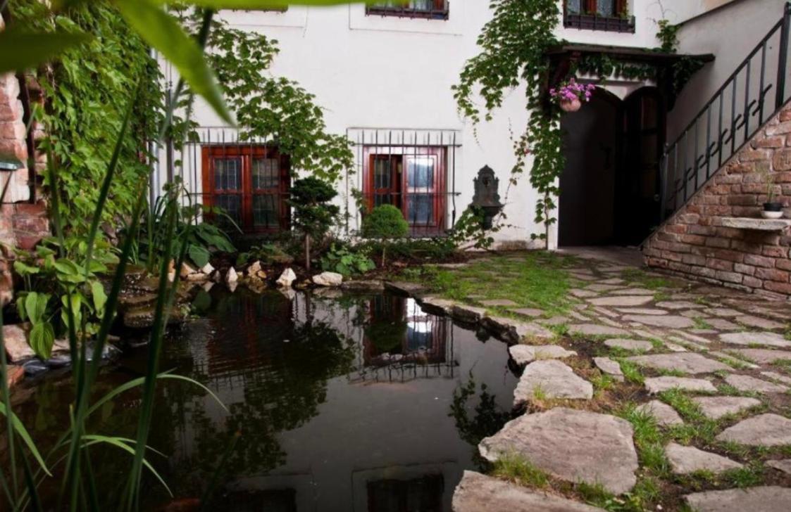 Vip Miku Apartman 2 Mikulov Exteriör bild