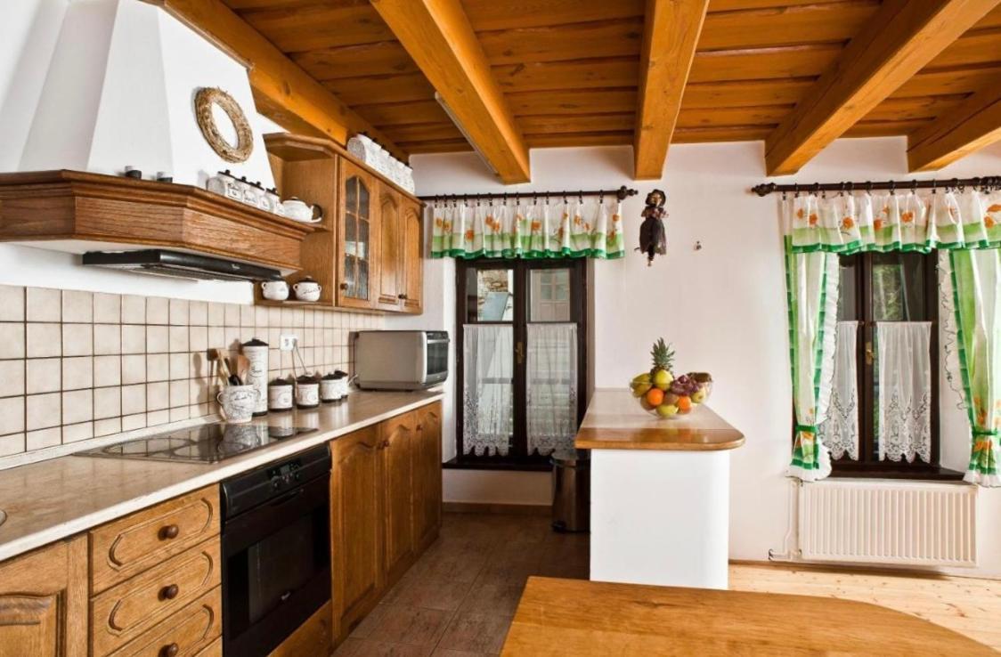 Vip Miku Apartman 2 Mikulov Exteriör bild